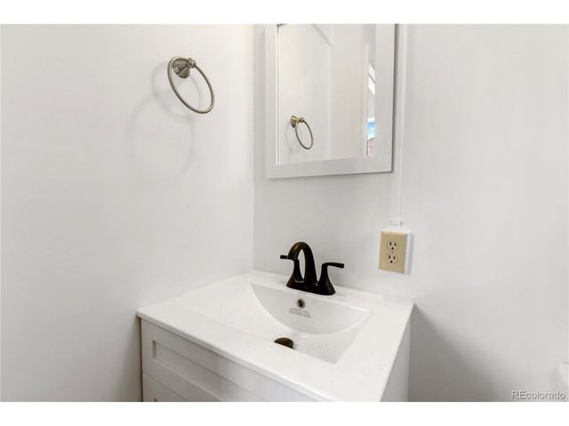 209 N 4th St, Cripple Creek, CO 80813