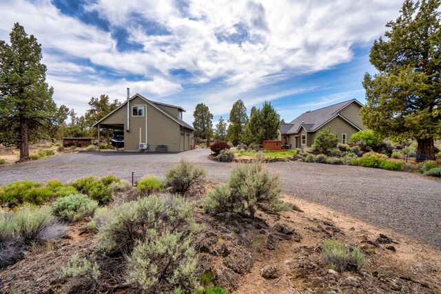 7170 NW River Springs Road, Redmond, OR 97756