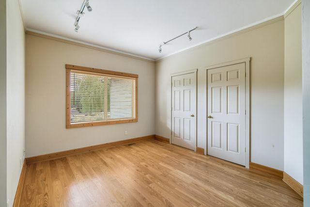 7170 NW River Springs Road, Redmond, OR 97756