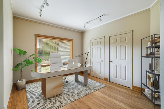 7170 NW River Springs Road, Redmond, OR 97756