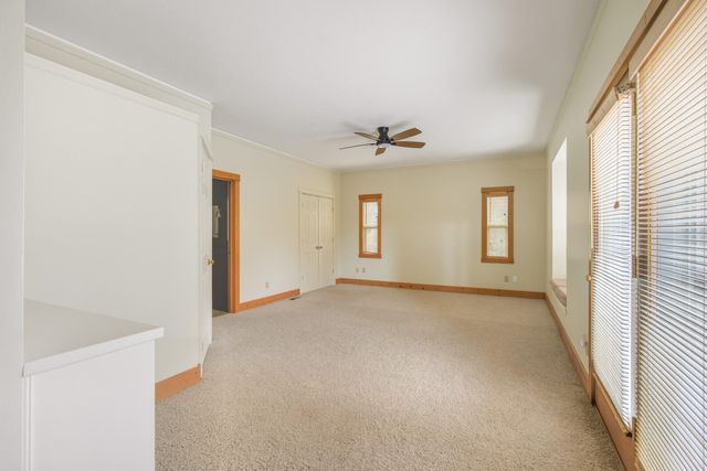 7170 NW River Springs Road, Redmond, OR 97756