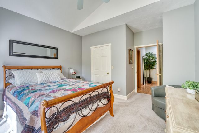 7170 NW River Springs Road, Redmond, OR 97756