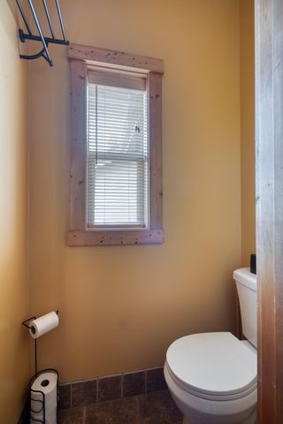 7170 NW River Springs Road, Redmond, OR 97756