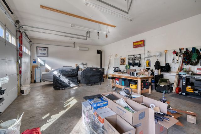 7170 NW River Springs Road, Redmond, OR 97756