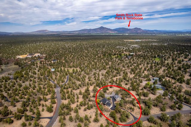 7170 NW River Springs Road, Redmond, OR 97756