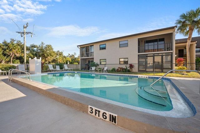 7217 CLOISTER DRIVE 203, Sarasota, FL 34231