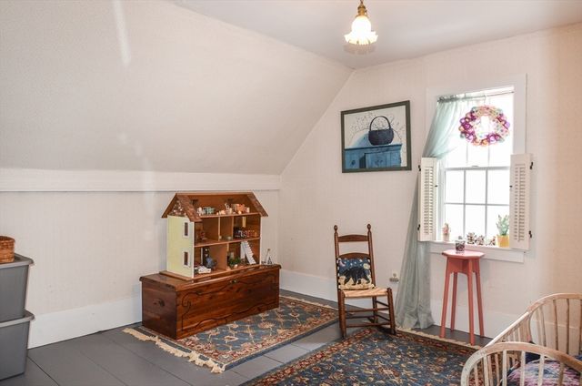 167 West St, Berlin, MA 01503