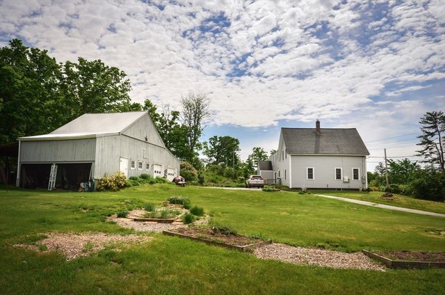 167 West St, Berlin, MA 01503