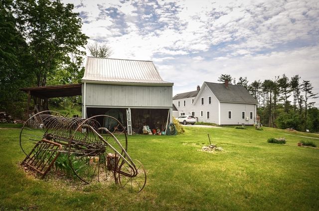 167 West St, Berlin, MA 01503