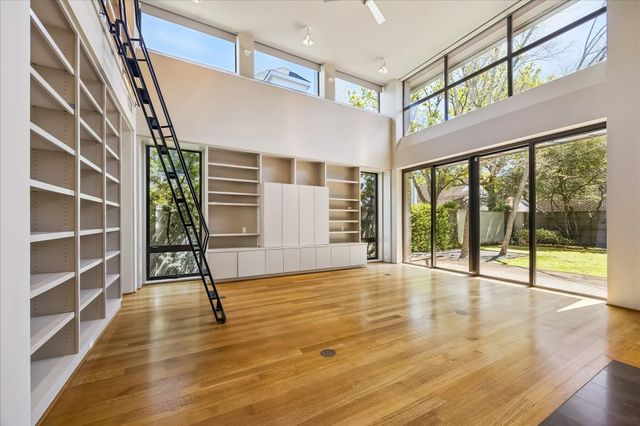 3635 Overbrook Lane, Houston, TX 77027