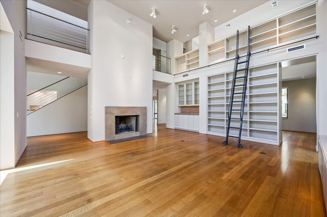 3635 Overbrook Lane, Houston, TX 77027