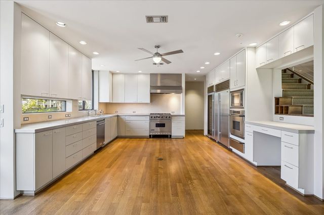 3635 Overbrook Lane, Houston, TX 77027