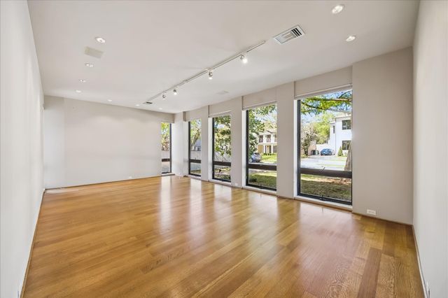 3635 Overbrook Lane, Houston, TX 77027