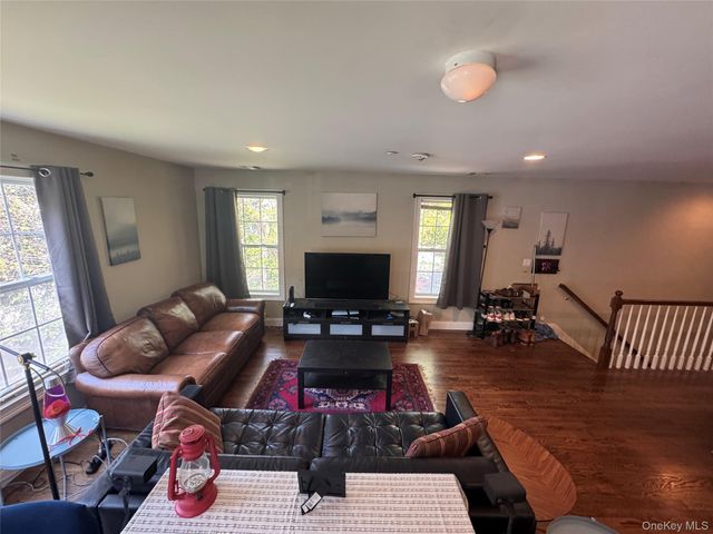 907 Main Street, Port Jefferson Village, NY 11777
