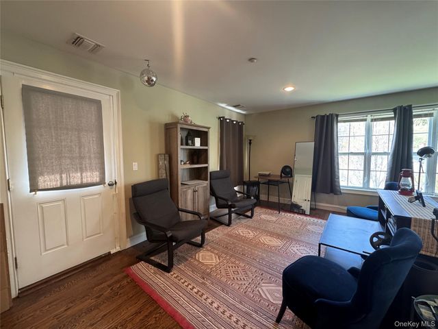 907 Main Street, Port Jefferson Village, NY 11777
