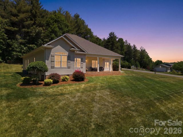 23 Moser Circle, Taylorsville, NC 28681