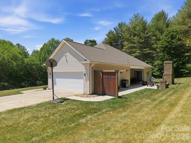 23 Moser Circle, Taylorsville, NC 28681