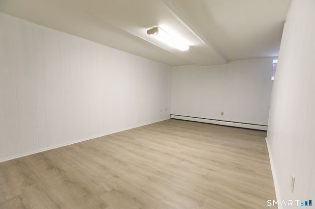 1 Camelot Drive APT 2, Bloomfield, CT 06002