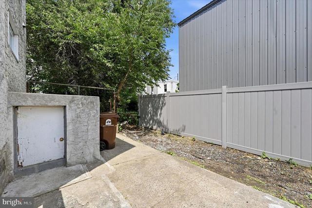 47 SCHAPPET TER, Lansdowne, PA 19050