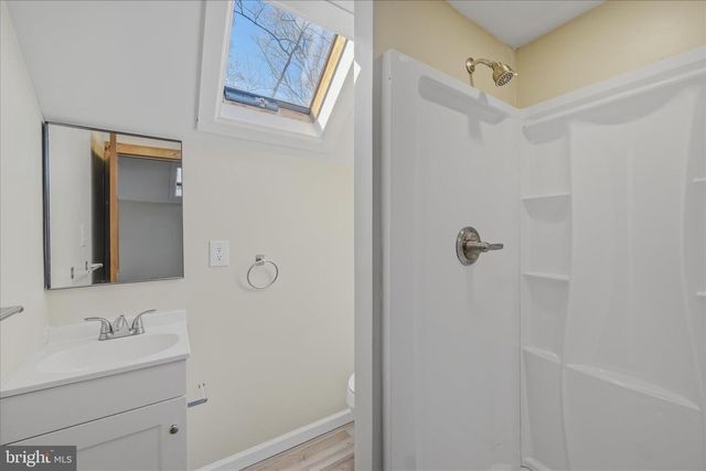 430 HOMEWOOD HOLLOW LN, Berkeley Springs, WV 25411