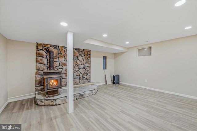 430 HOMEWOOD HOLLOW LN, Berkeley Springs, WV 25411