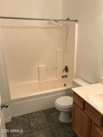 1406 W Emerald Avenue Unit 115, Mesa, AZ 85202