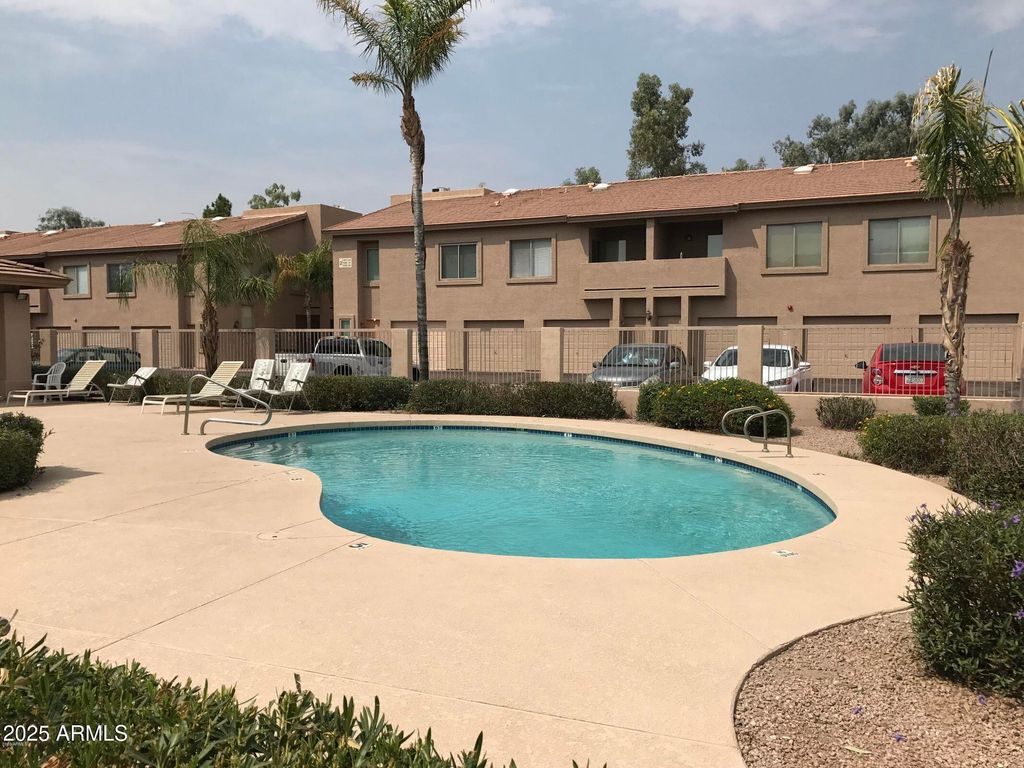 1406 W Emerald Avenue Unit 115, Mesa, AZ 85202