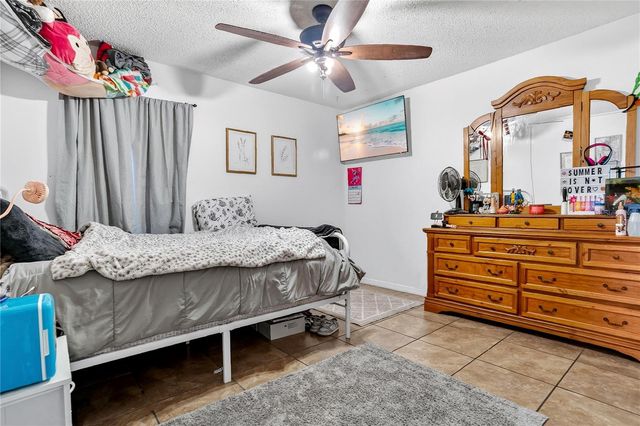 10400 SUMMIT SQUARE DRIVE, Leesburg, FL 34788