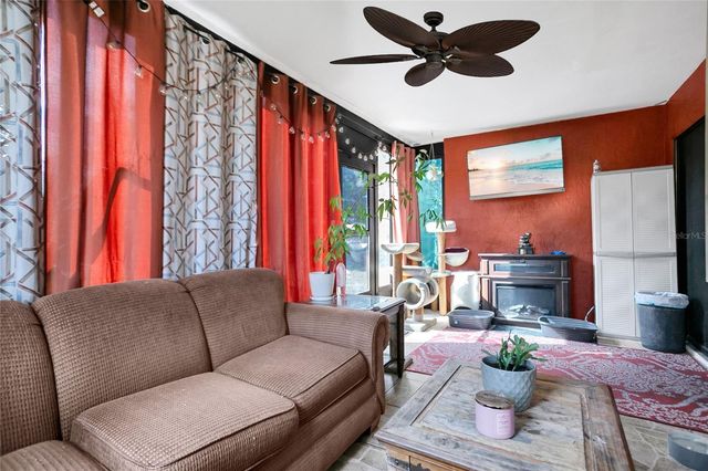 10400 SUMMIT SQUARE DRIVE, Leesburg, FL 34788