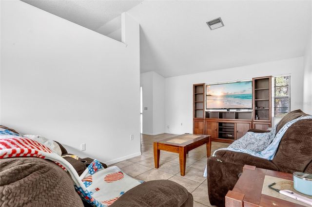 10400 SUMMIT SQUARE DRIVE, Leesburg, FL 34788