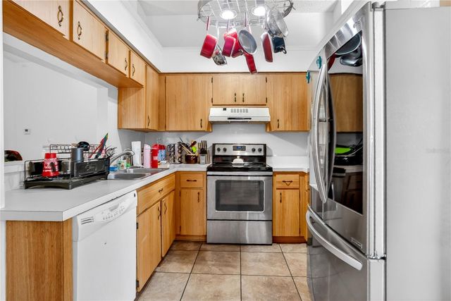 10400 SUMMIT SQUARE DRIVE, Leesburg, FL 34788