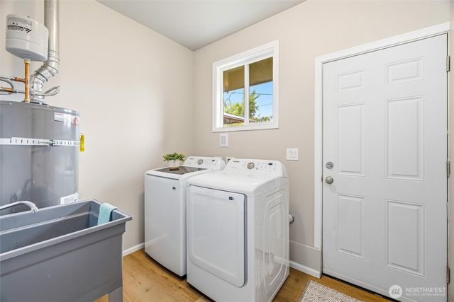 230 Cleveland Avenue, Sumas, WA 98295