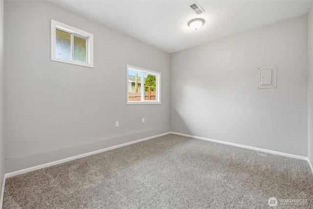 230 Cleveland Avenue, Sumas, WA 98295