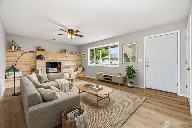 230 Cleveland Avenue, Sumas, WA 98295