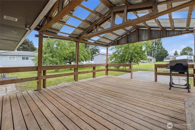 230 Cleveland Avenue, Sumas, WA 98295
