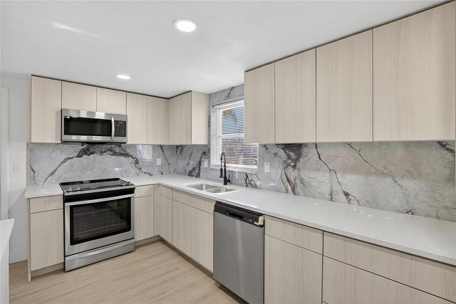 5551 MOSAIC DRIVE, Holiday, FL 34690