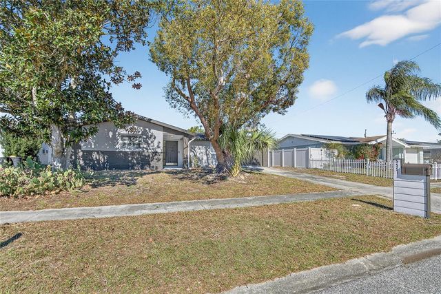 5551 MOSAIC DRIVE, Holiday, FL 34690