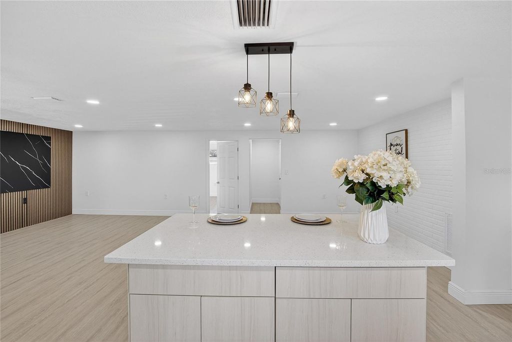 Image 13 of property listing at 5551 MOSAIC DRIVE, Holiday, FL 34690