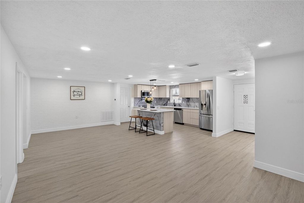 Image 18 of property listing at 5551 MOSAIC DRIVE, Holiday, FL 34690