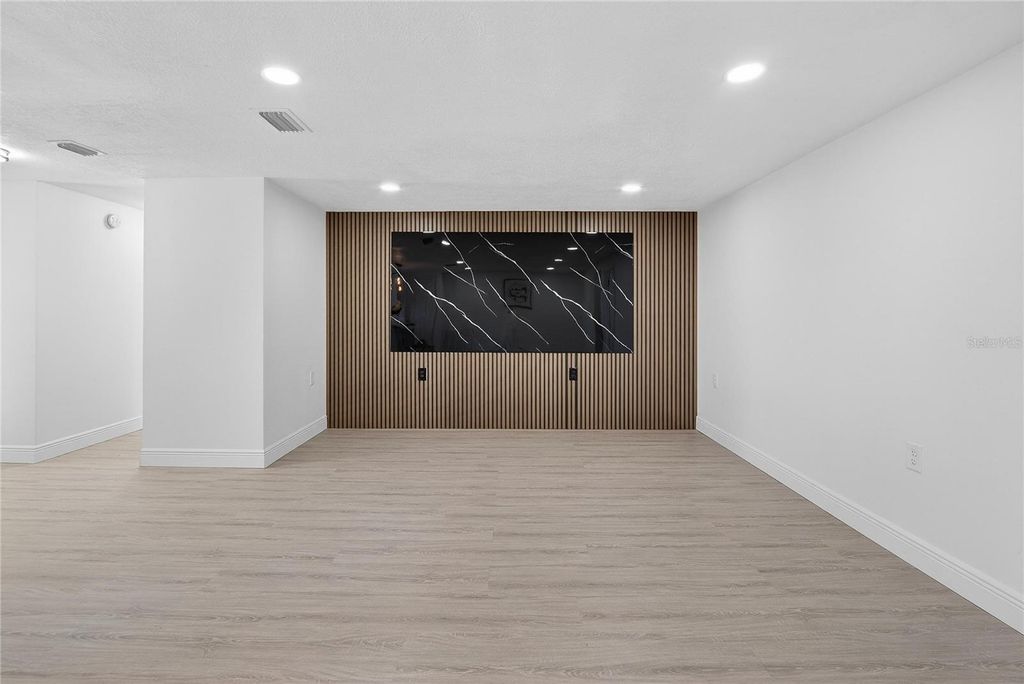 Image 19 of property listing at 5551 MOSAIC DRIVE, Holiday, FL 34690