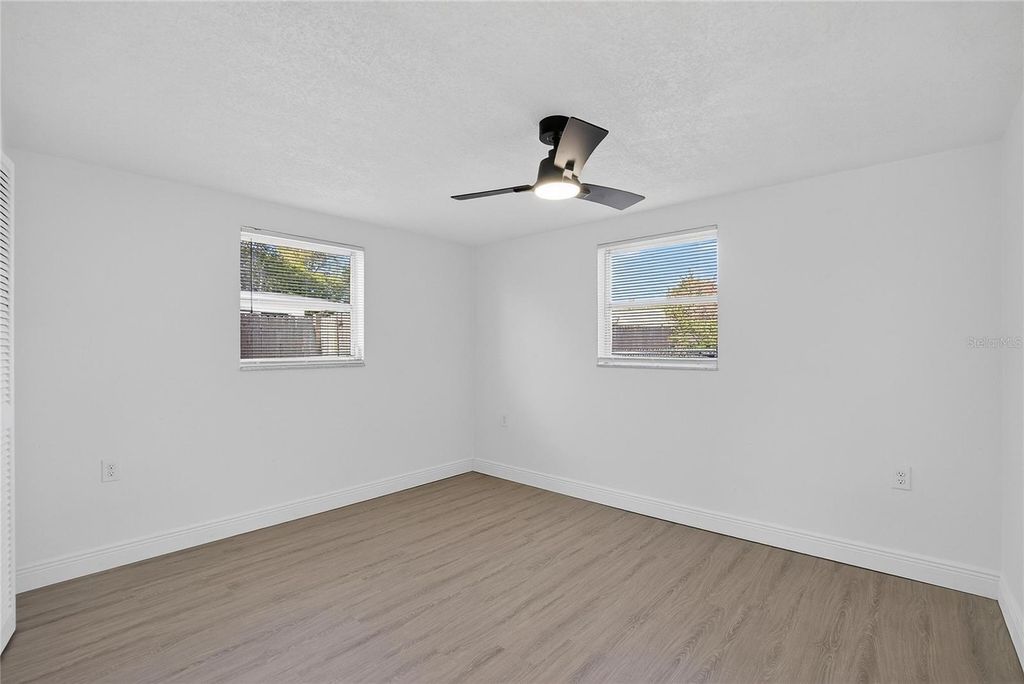 Image 28 of property listing at 5551 MOSAIC DRIVE, Holiday, FL 34690