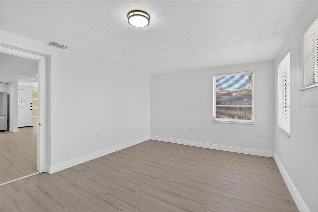 Image 36 of property listing at 5551 MOSAIC DRIVE, Holiday, FL 34690