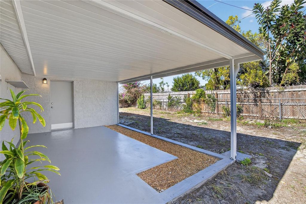 Image 43 of property listing at 5551 MOSAIC DRIVE, Holiday, FL 34690