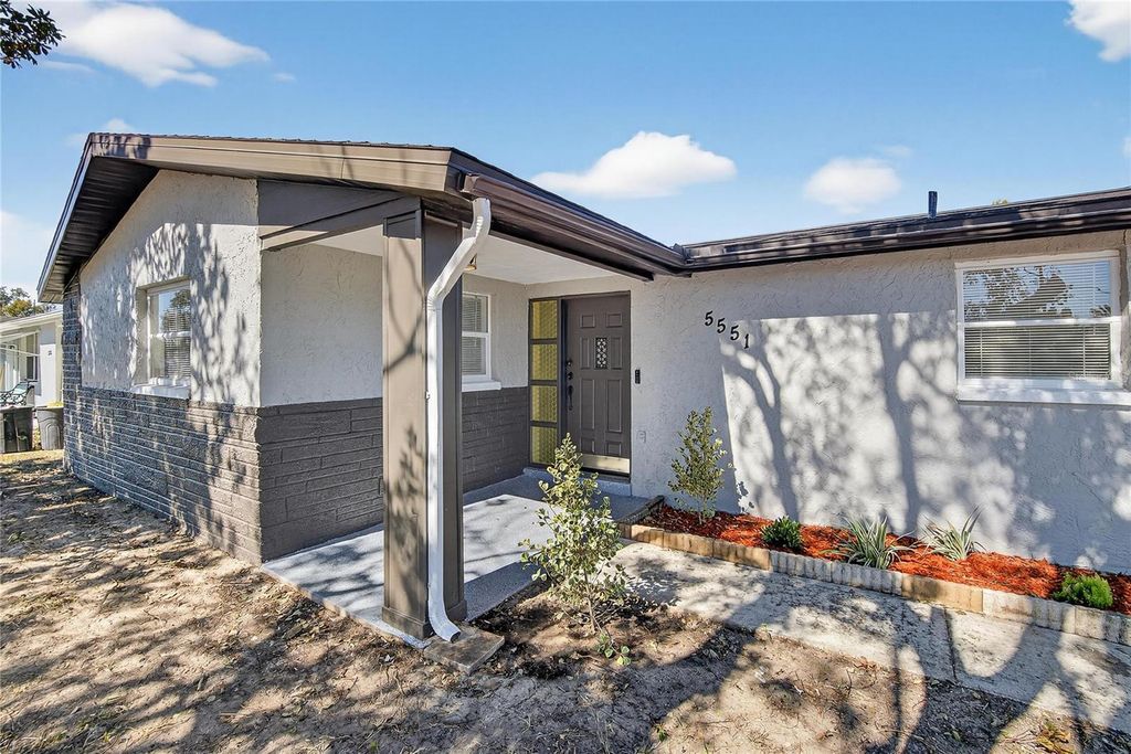 Image 54 of property listing at 5551 MOSAIC DRIVE, Holiday, FL 34690