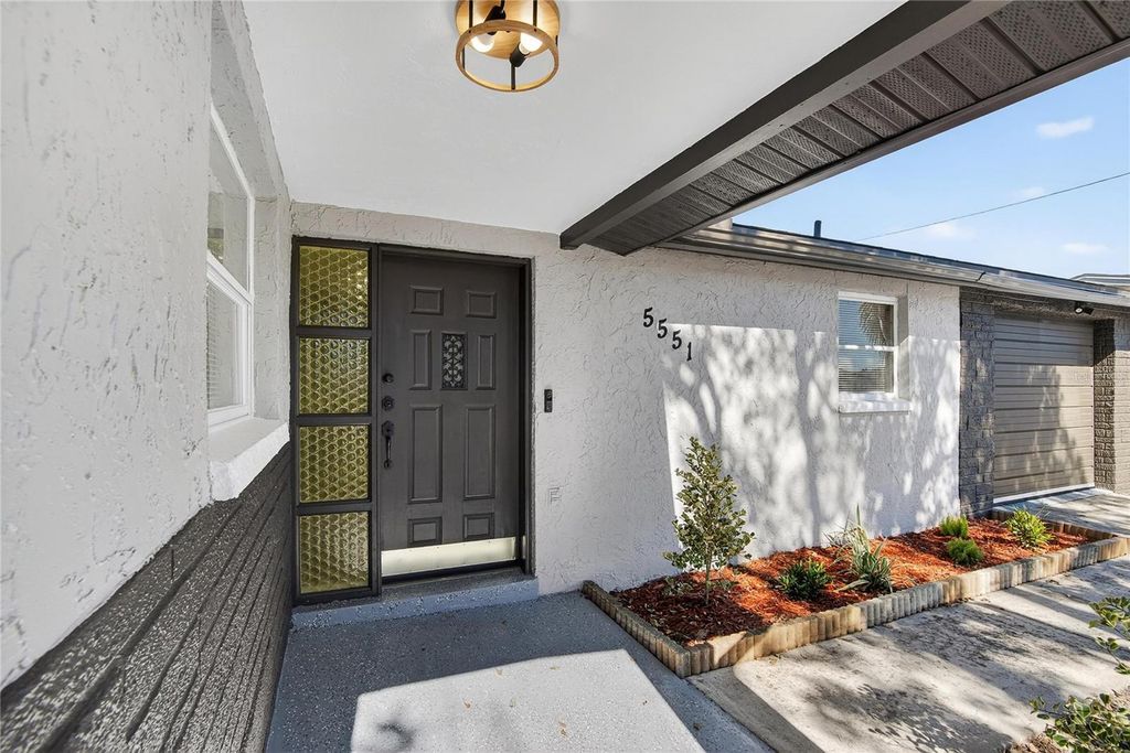 Image 55 of property listing at 5551 MOSAIC DRIVE, Holiday, FL 34690