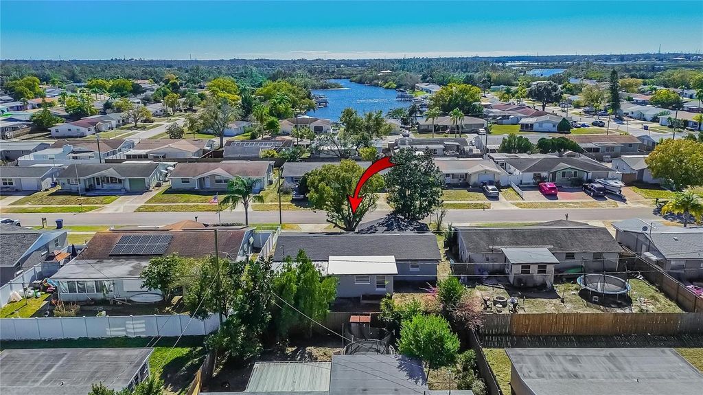 Image 80 of property listing at 5551 MOSAIC DRIVE, Holiday, FL 34690