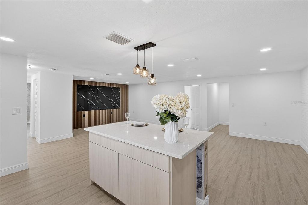 Image 10 of property listing at 5551 MOSAIC DRIVE, Holiday, FL 34690