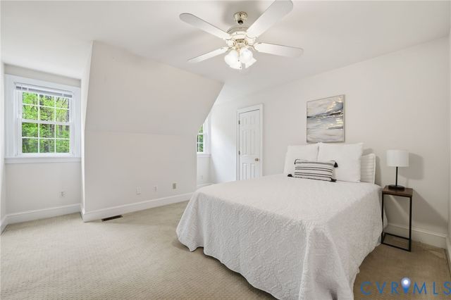 10424 Windam Hill Rd, Glen Allen, VA 23059