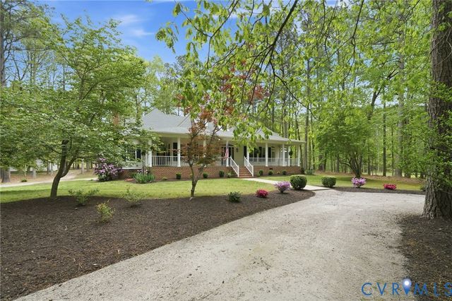 10424 Windam Hill Rd, Glen Allen, VA 23059