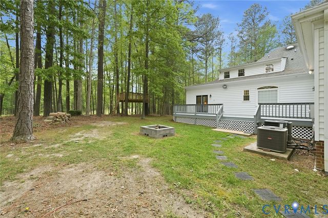 10424 Windam Hill Rd, Glen Allen, VA 23059